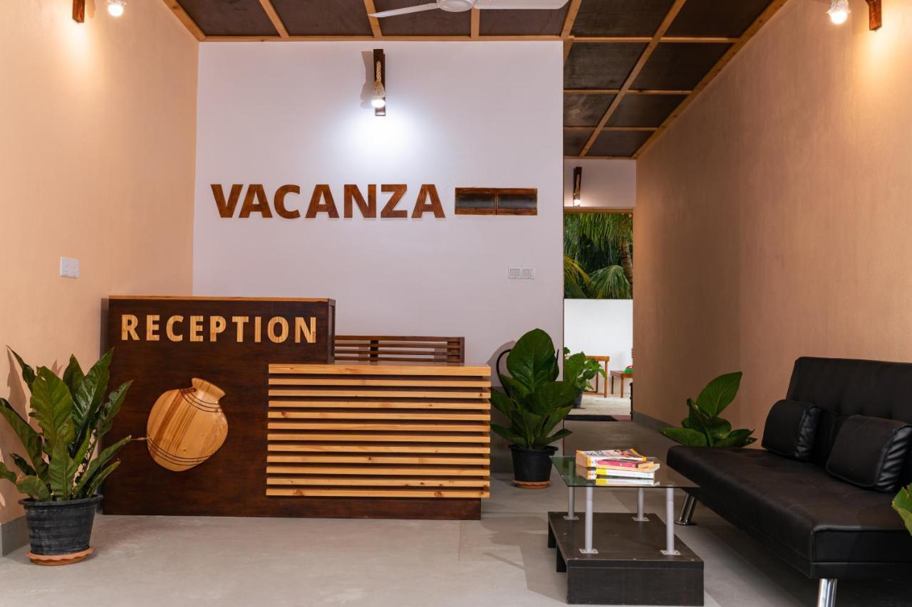 Vacanza Mathiveri Bagian luar foto